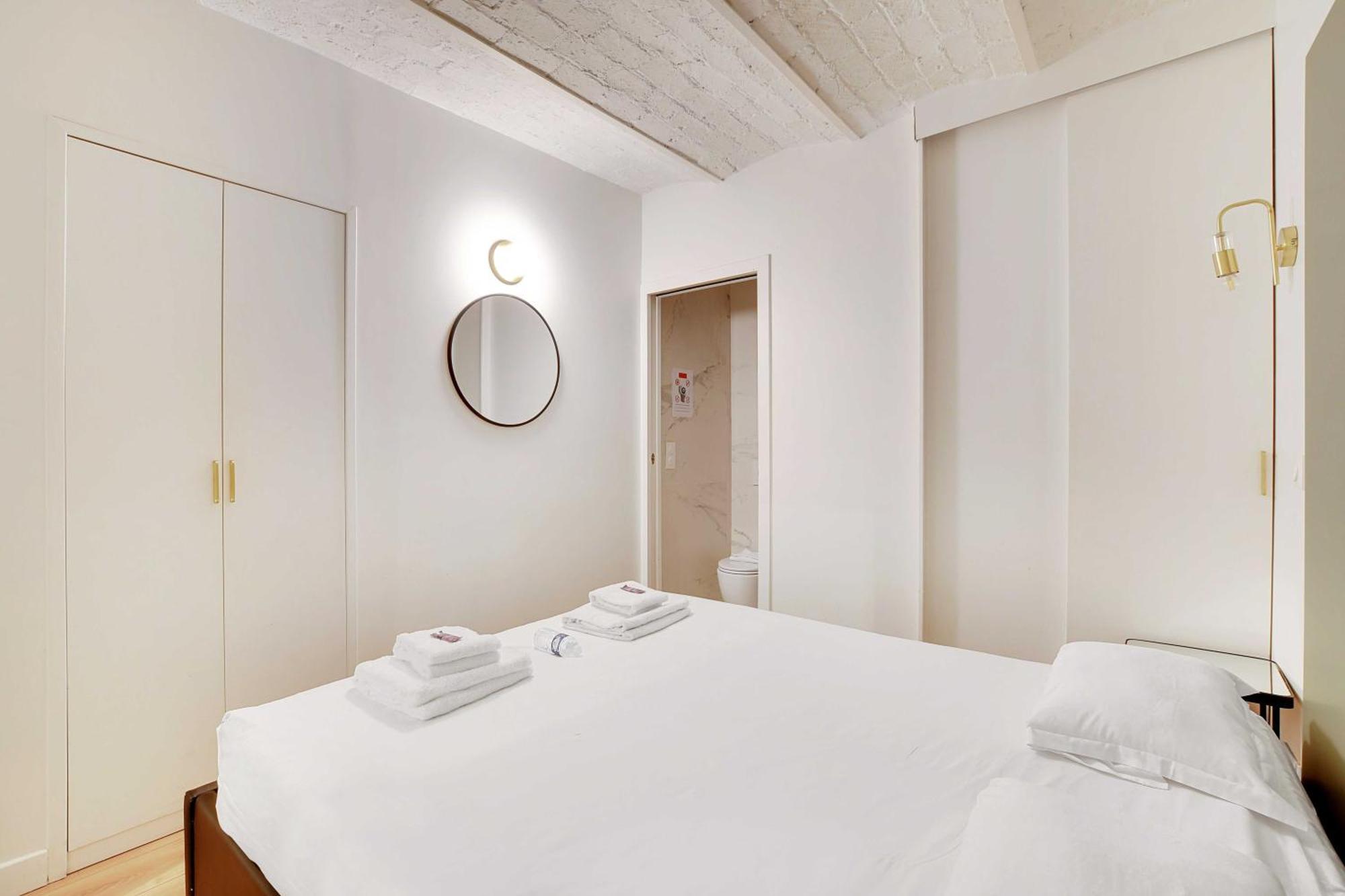 Spacious -2br 8p- Near Nation Paris